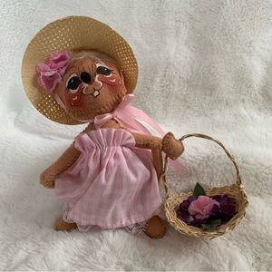 Vintage Annalee 1995 Brown Mouse Doll Pink Checker Dress Flower Basket Summer